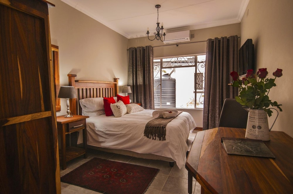 Cornerstone B&B Kroonstad 10/40