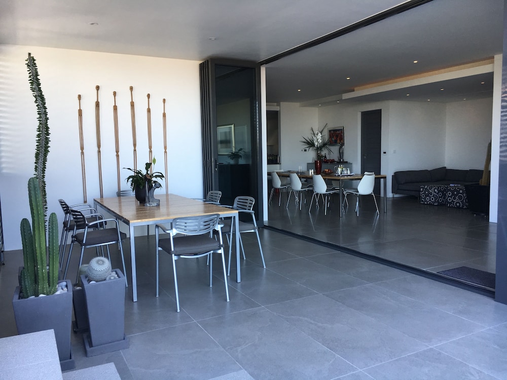 Bayview Guest House 41/64