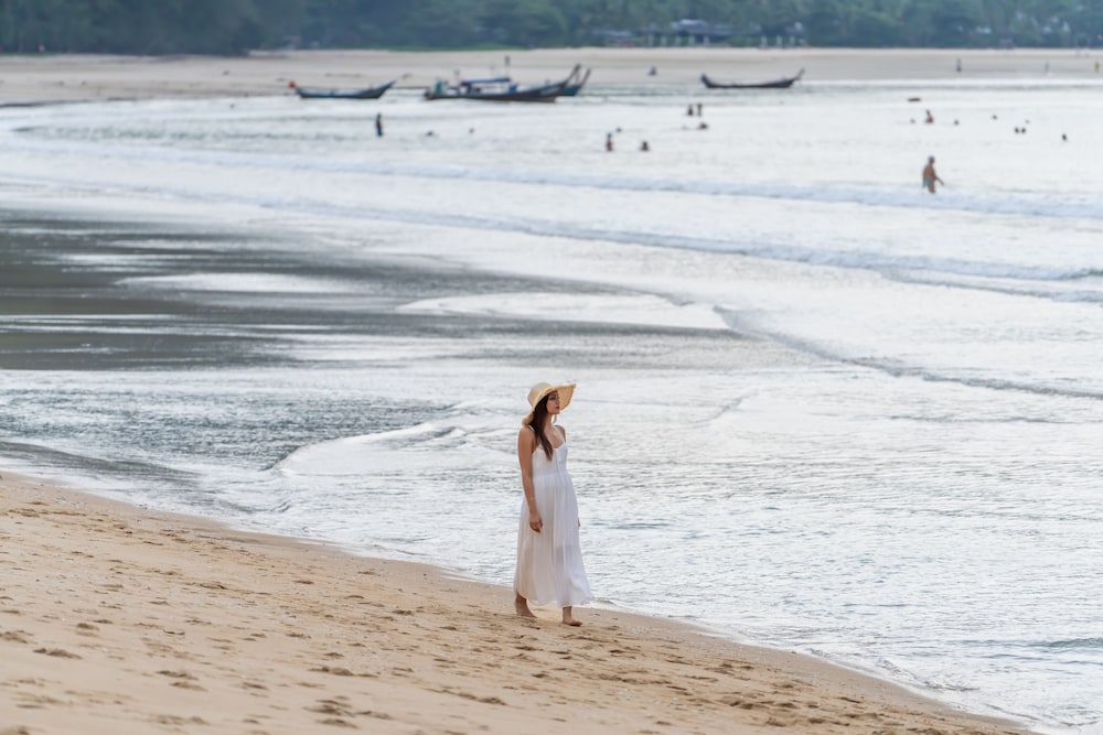 Bella Nara Phuket Naiyang Beach 45/50