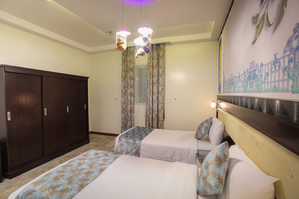 فندق ميرال كراون(Meral Crown Hotel) 15/62