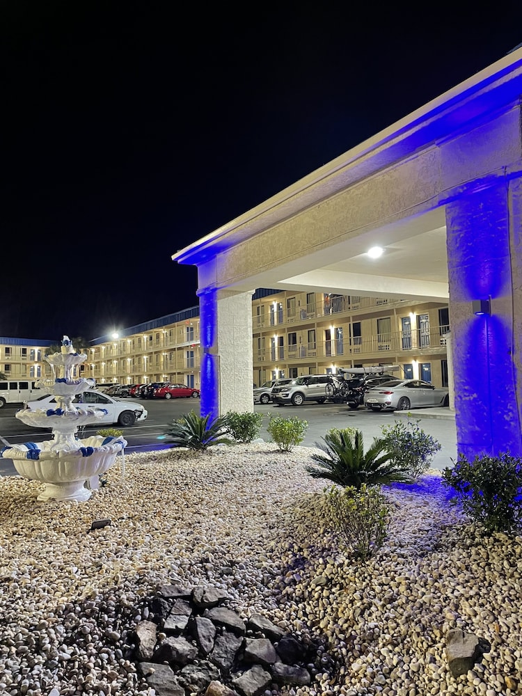 Motel6 Pooler, GA - Savannah Airport image