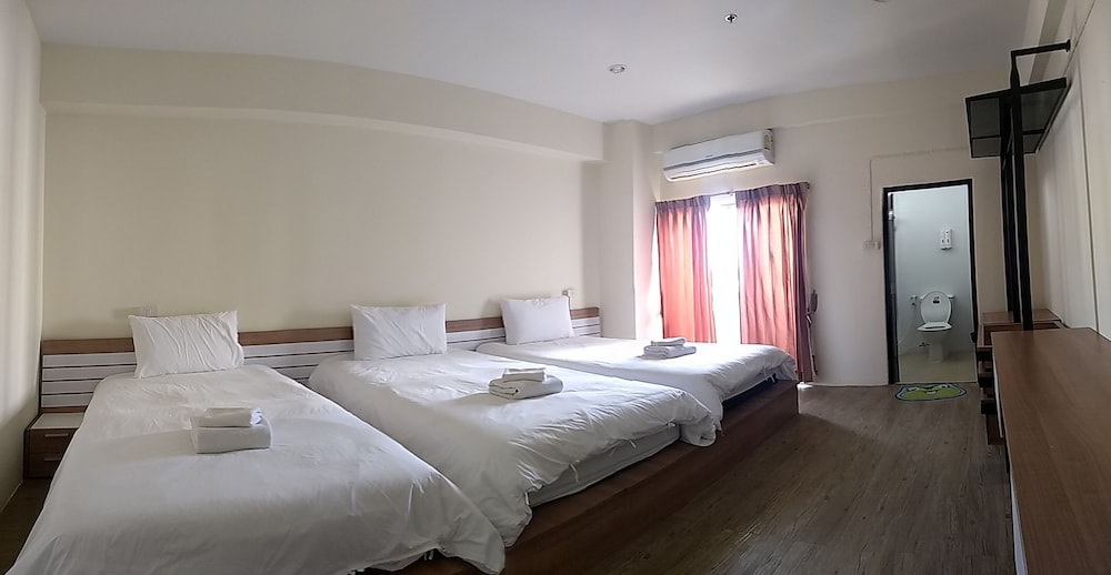 KOMOL RESIDENCE BANGKOK 21/65