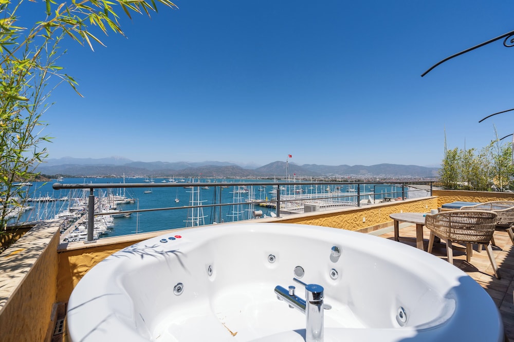 Unique Hotel Fethiye 43/69