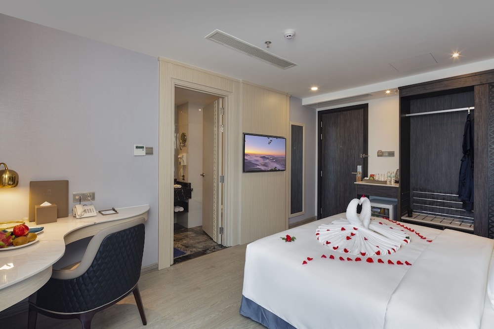 Erica Nha Trang Hotel 39/71