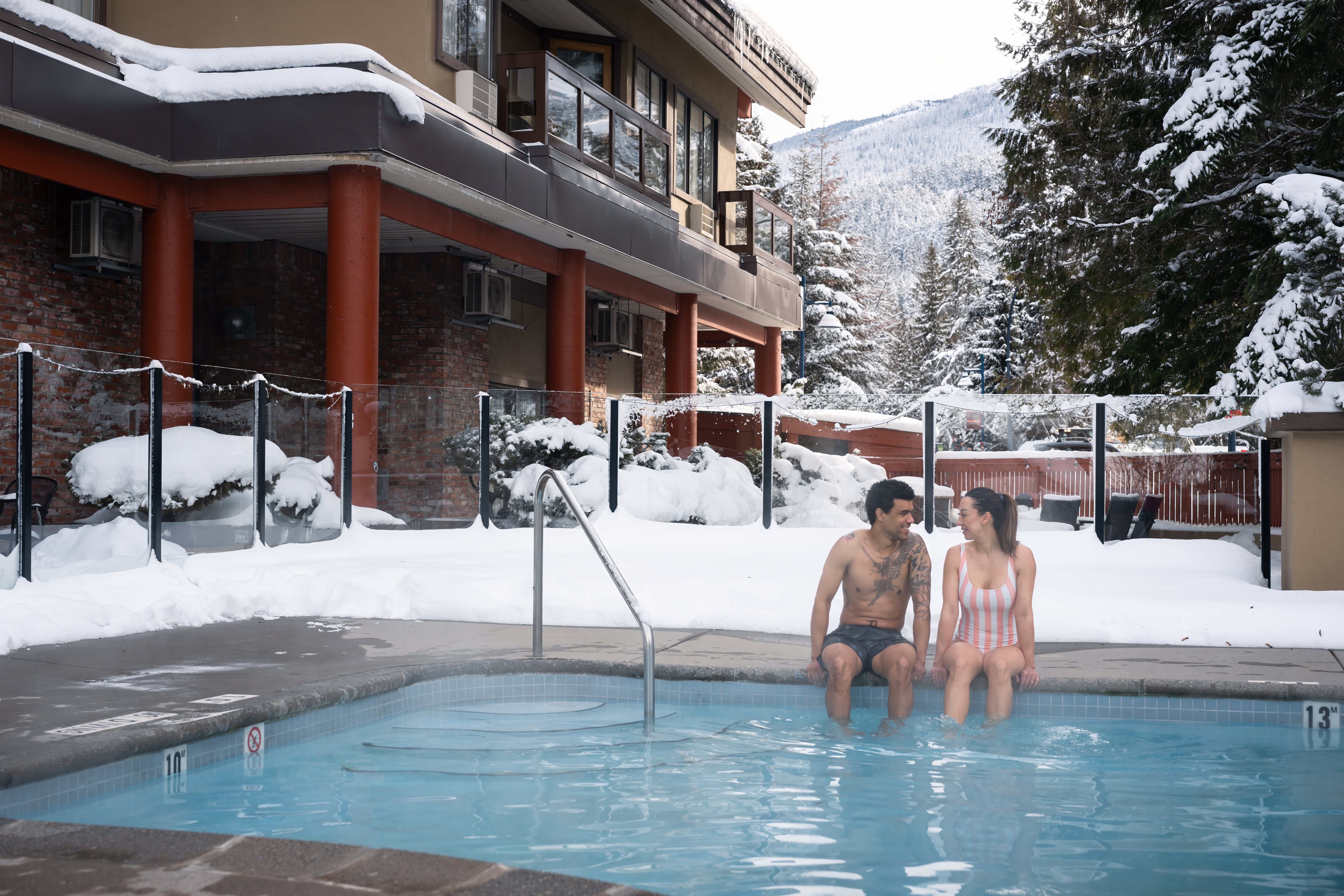 Whistler Village Inn Suites 27/73