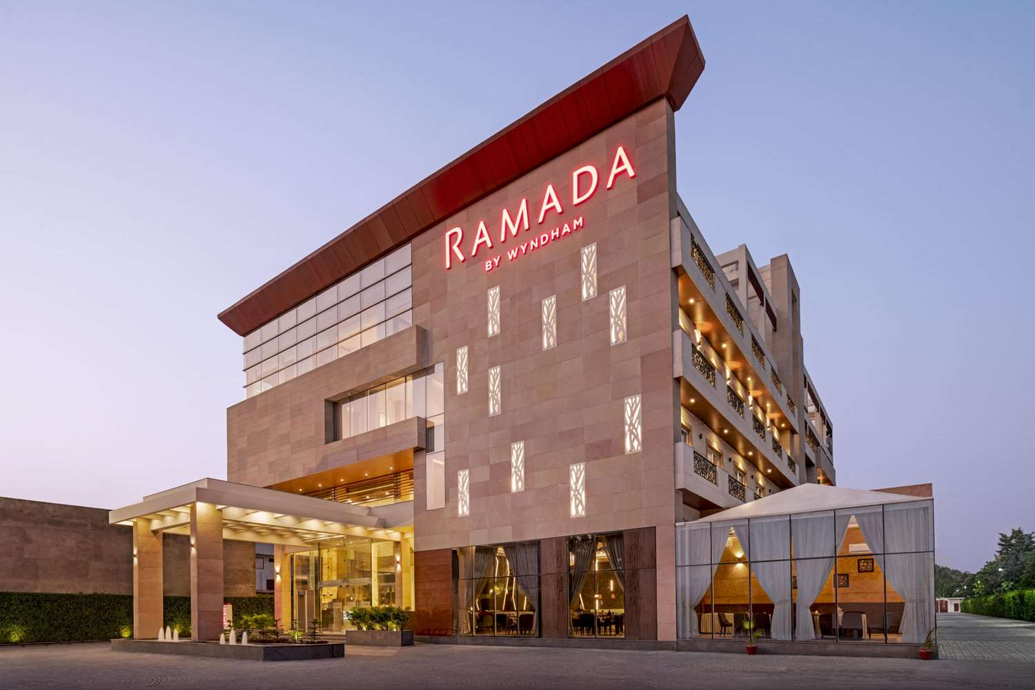 Ramada by Wyndham Aligarh GT Road 4/51