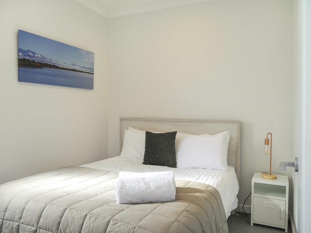 Twizel Cottages 13/49