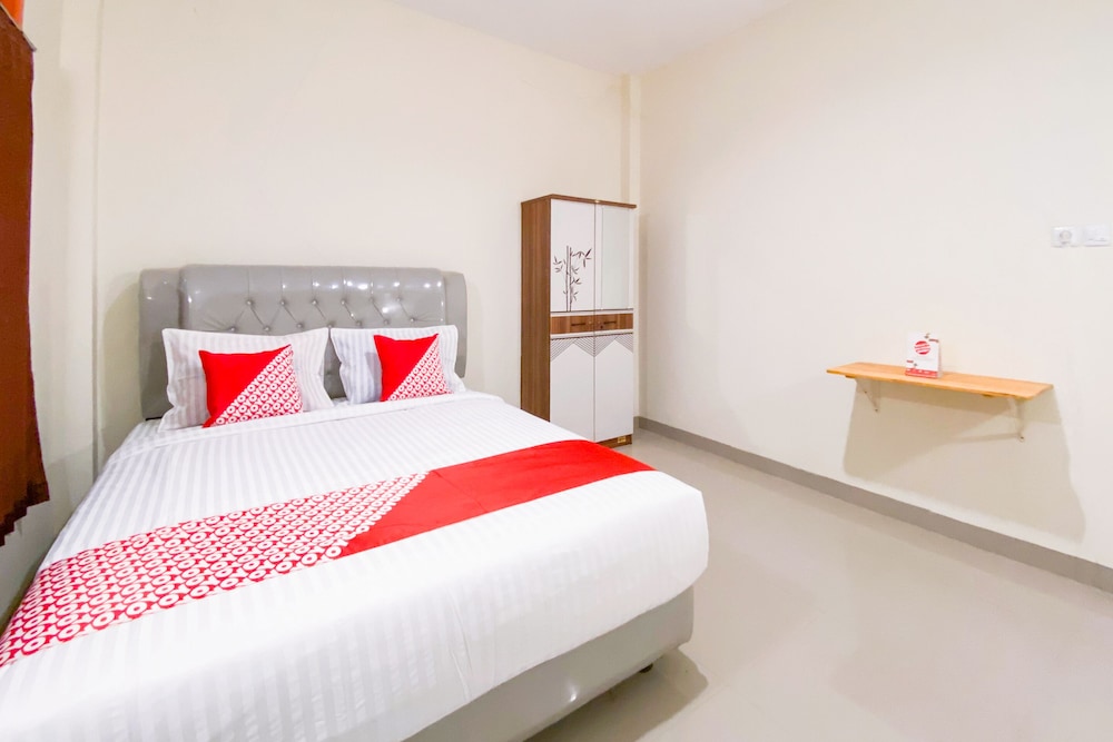 Super OYO Capital O 3092 Falah Residence Syariah 15/24