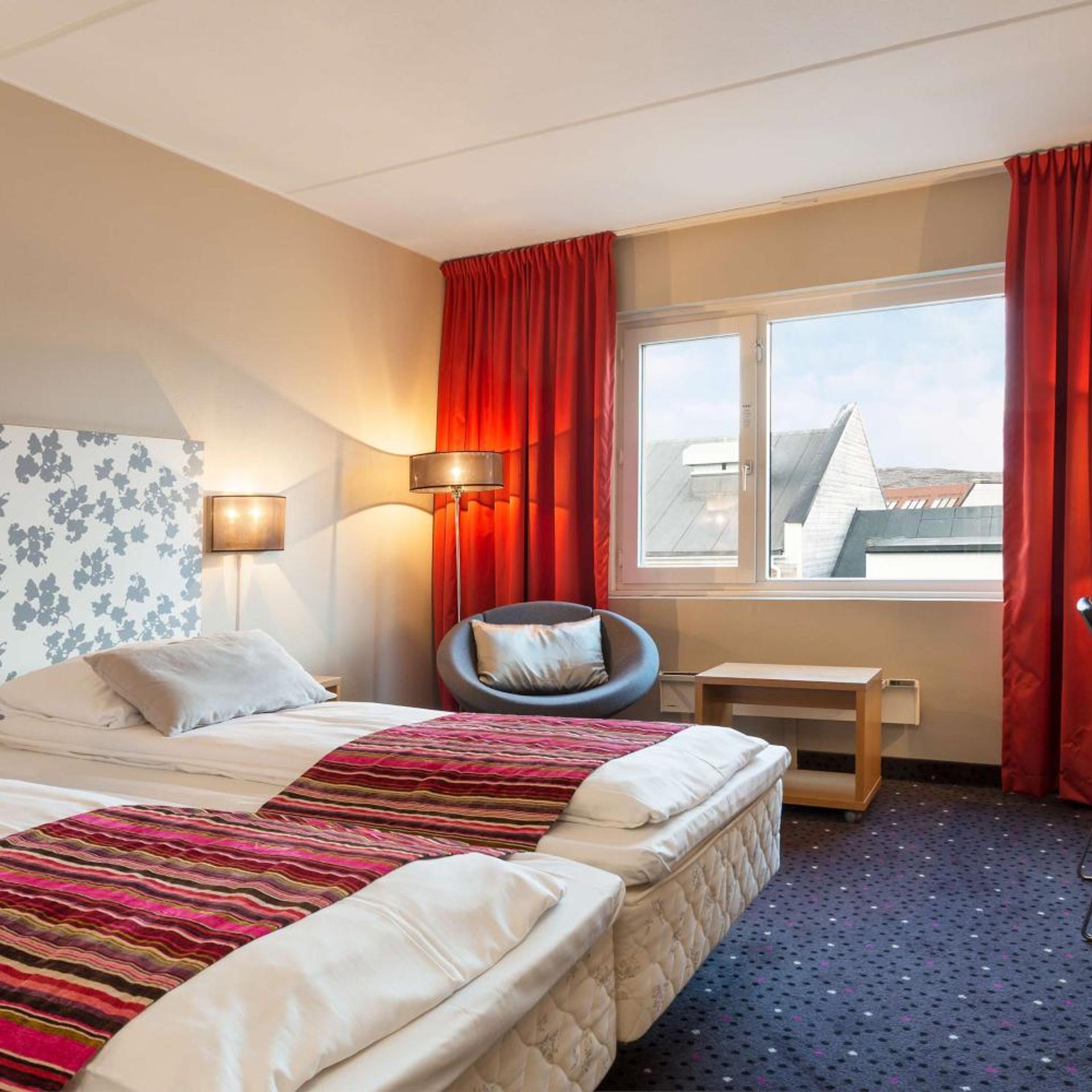غرفة قياسية بسرير مزدوج، Scandic Kirkenes 2/8