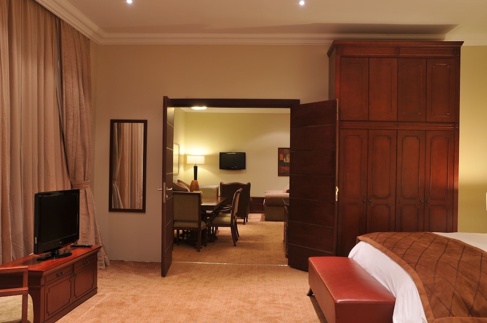 Radisson Hotel Lagos Ikeja 45/61