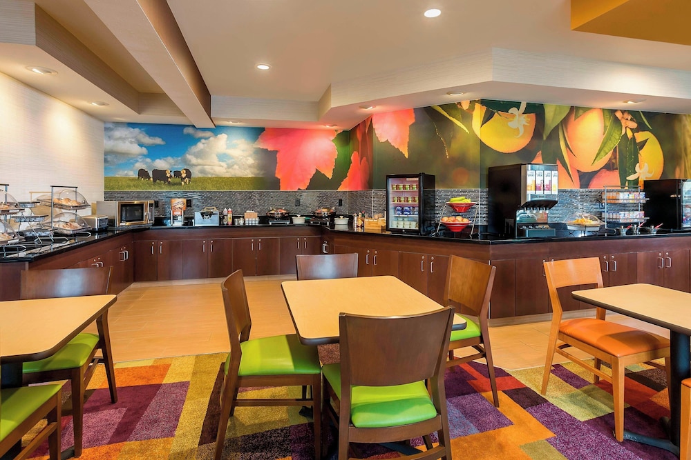 Fairfield Inn & Suites Jackson 42/52