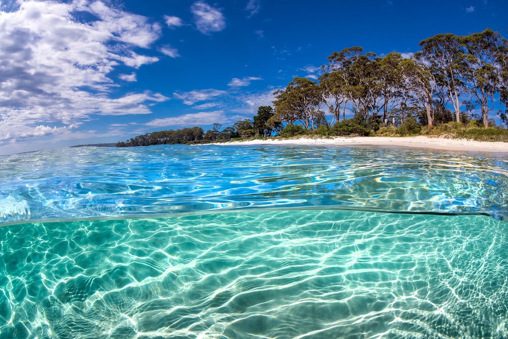 JERVIS BAY MOTEL 60/71