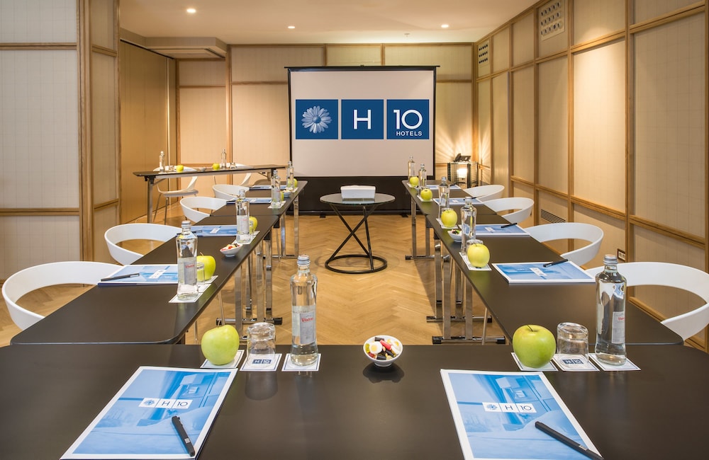 H10 Tribeca 39/49