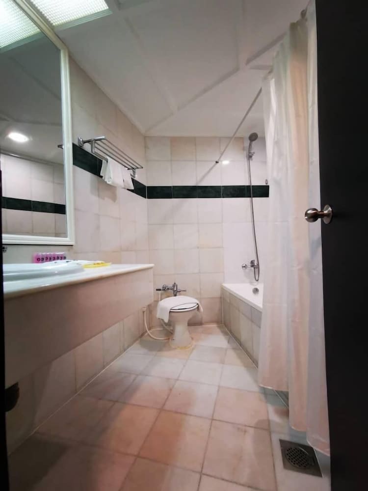 Regalodge Hotel Ipoh 46/50