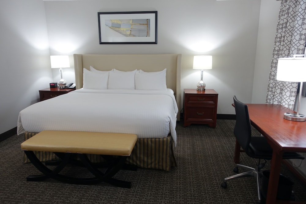 State Plaza Hotel 16/47
