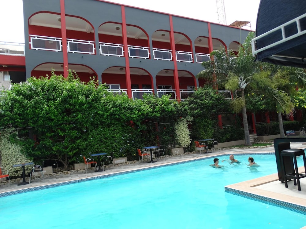 Seaview Garden Hotel 6/47