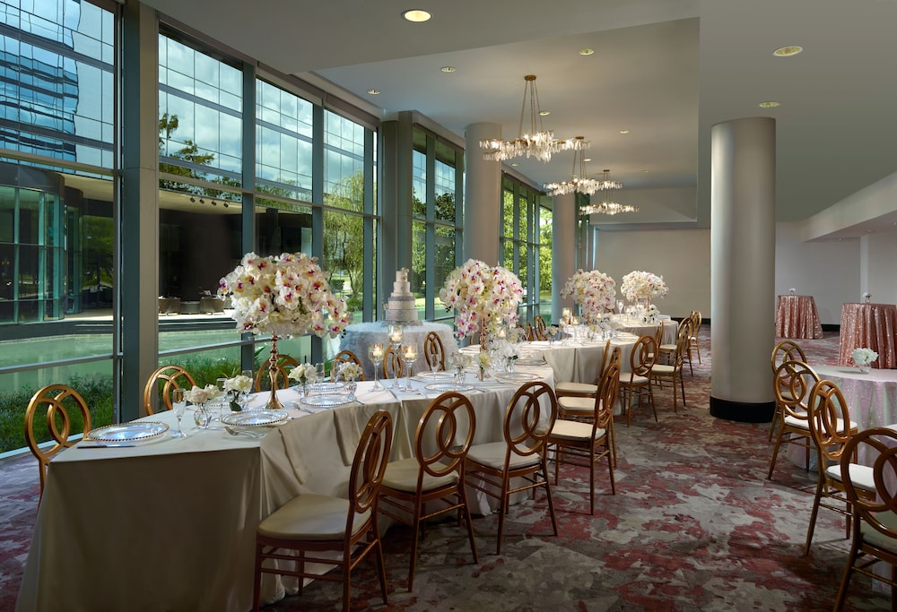 Hyatt Regency Houston West 45/61