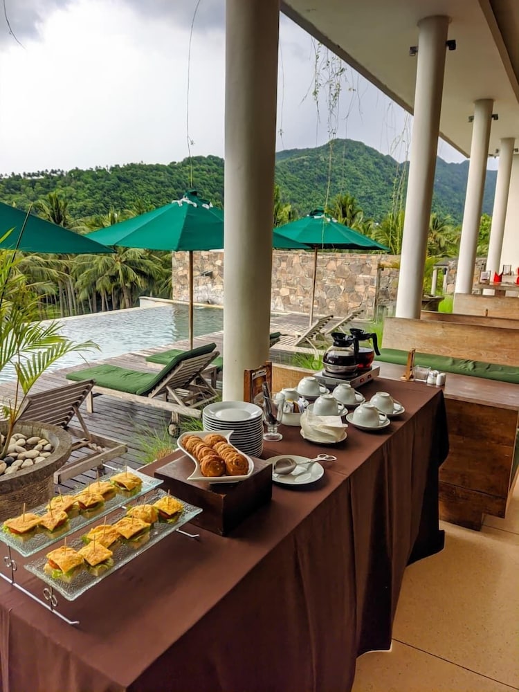 Svarga Resort 35/50