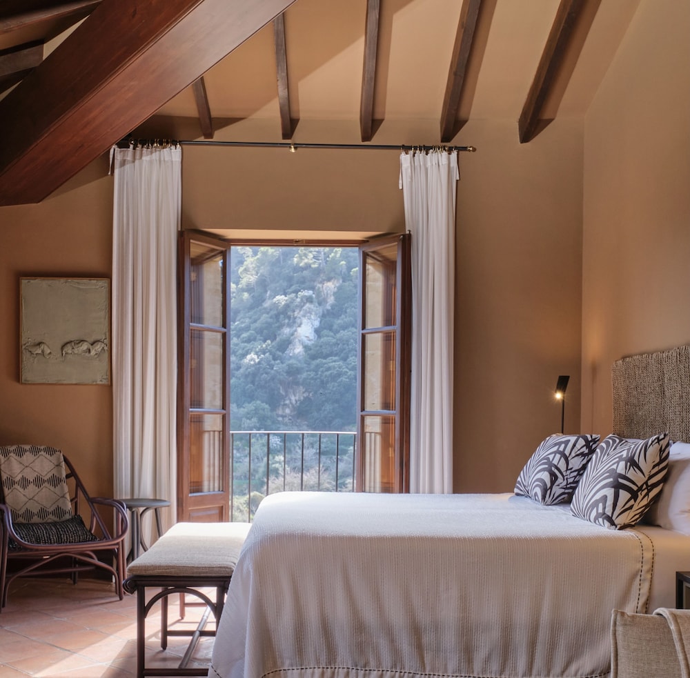 Valldemossa Hotel Restaurant 6/52