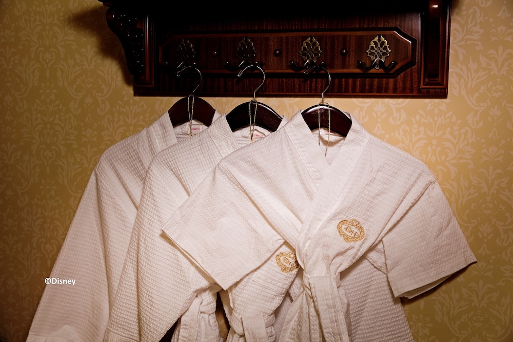 Hong Kong Disneyland Hotel 57/71
