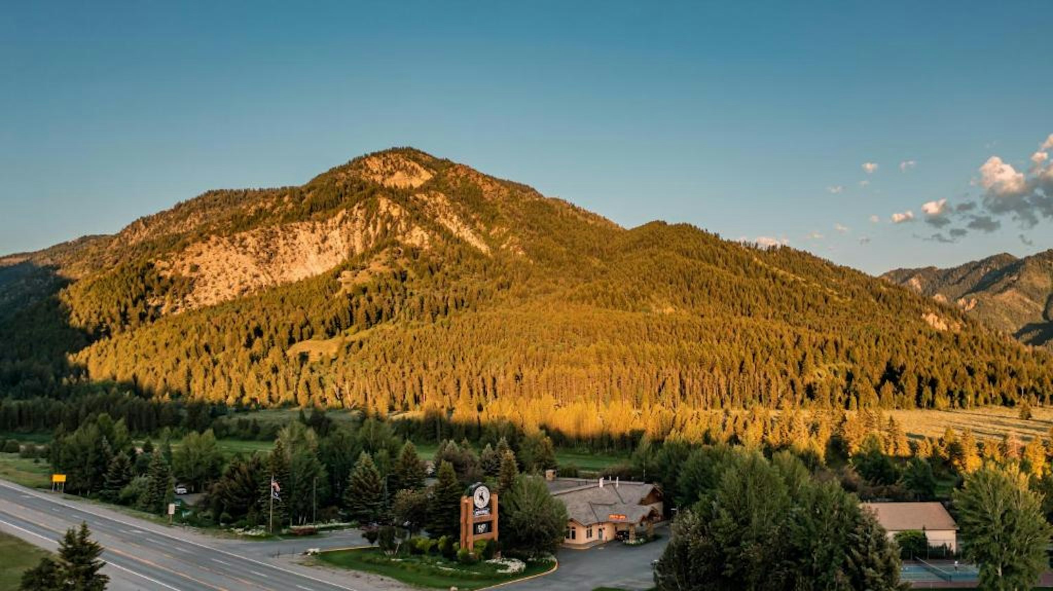 Flying Saddle Resort 16/16