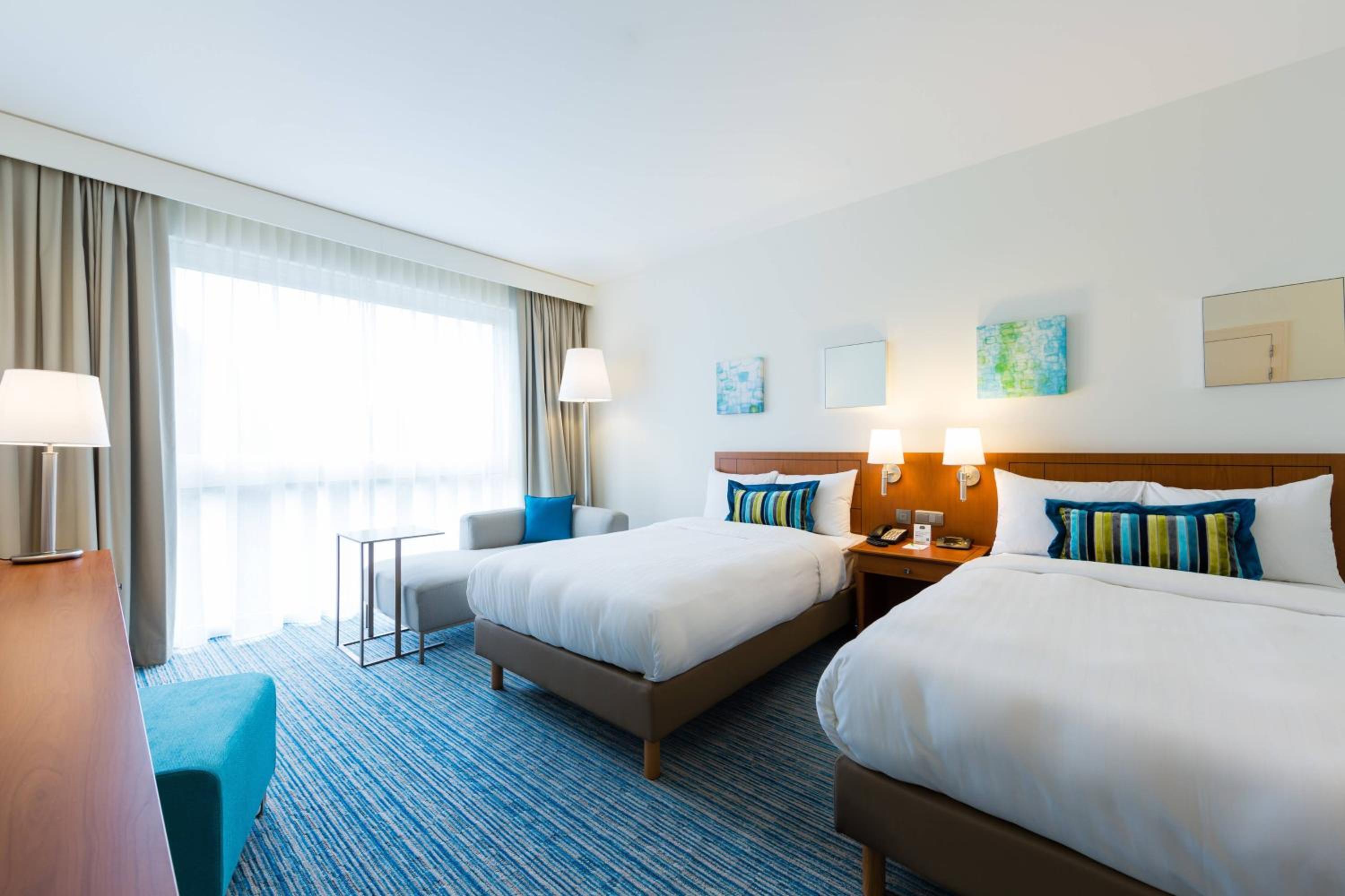 Guest Room, Deluxe, Twin Beds, Courtyard By Marriott Brussels 6/10