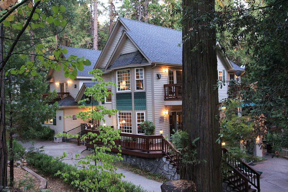 McCaffrey House Bed and Breakfast Inn 6/52