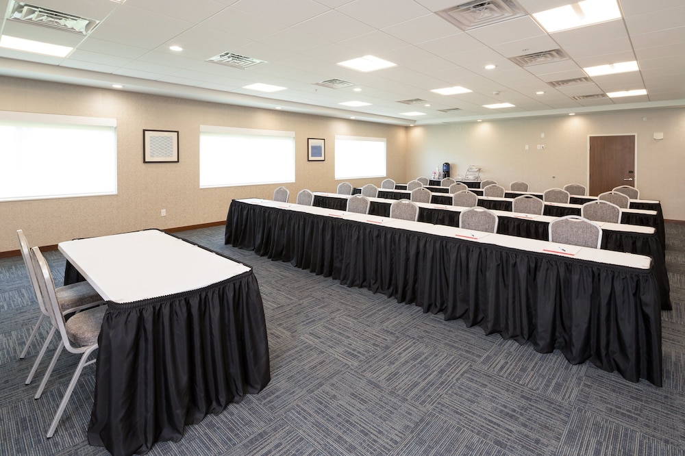 Holiday Inn Express And Suites Portage 46/57