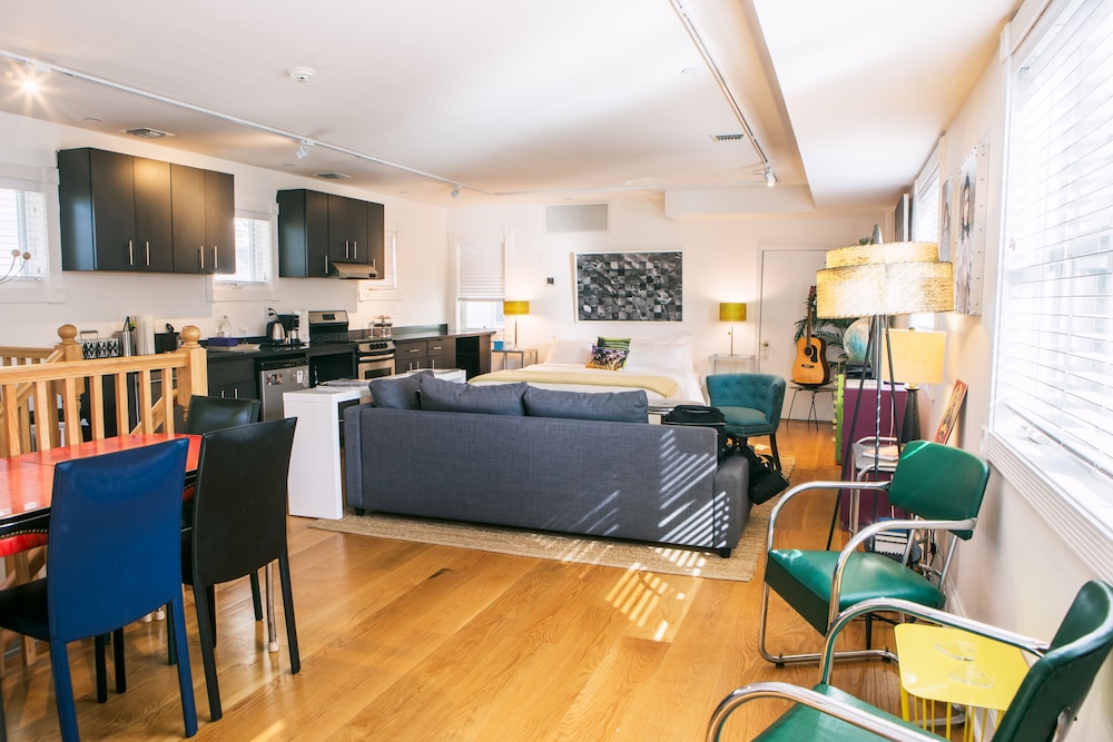Zey Hotel 35/40