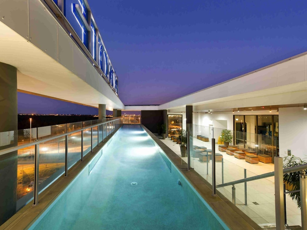 NOVOTEL BRISBANE AIRPORT 4/50