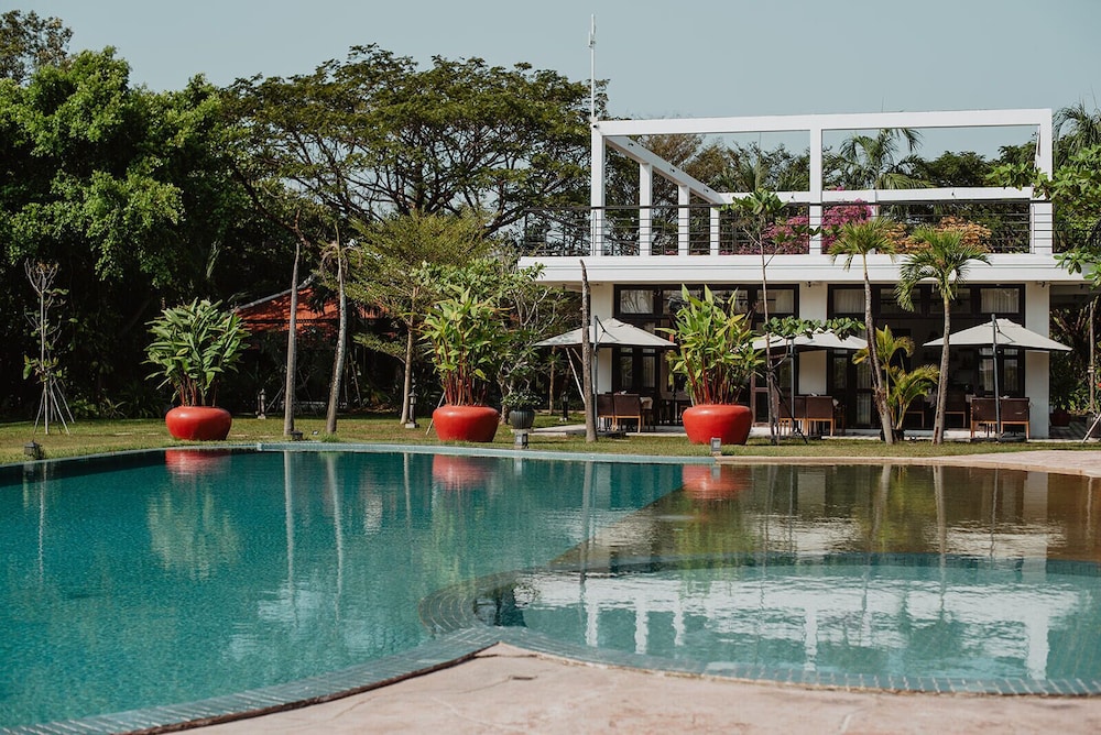 Samanea Beach Resort 42/50