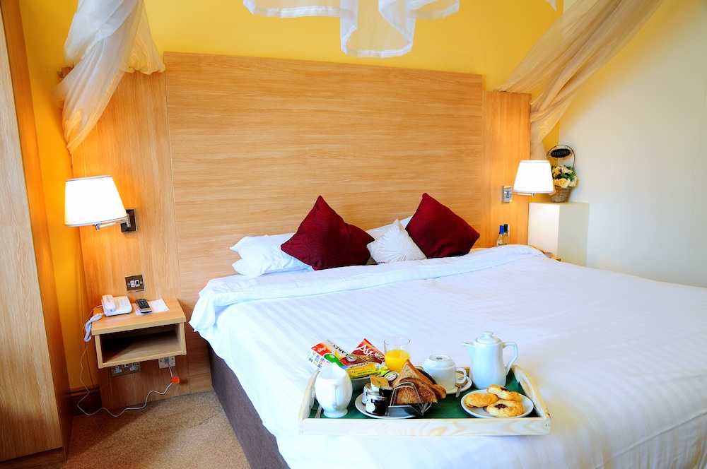 The Queensgate Hotel 5/35