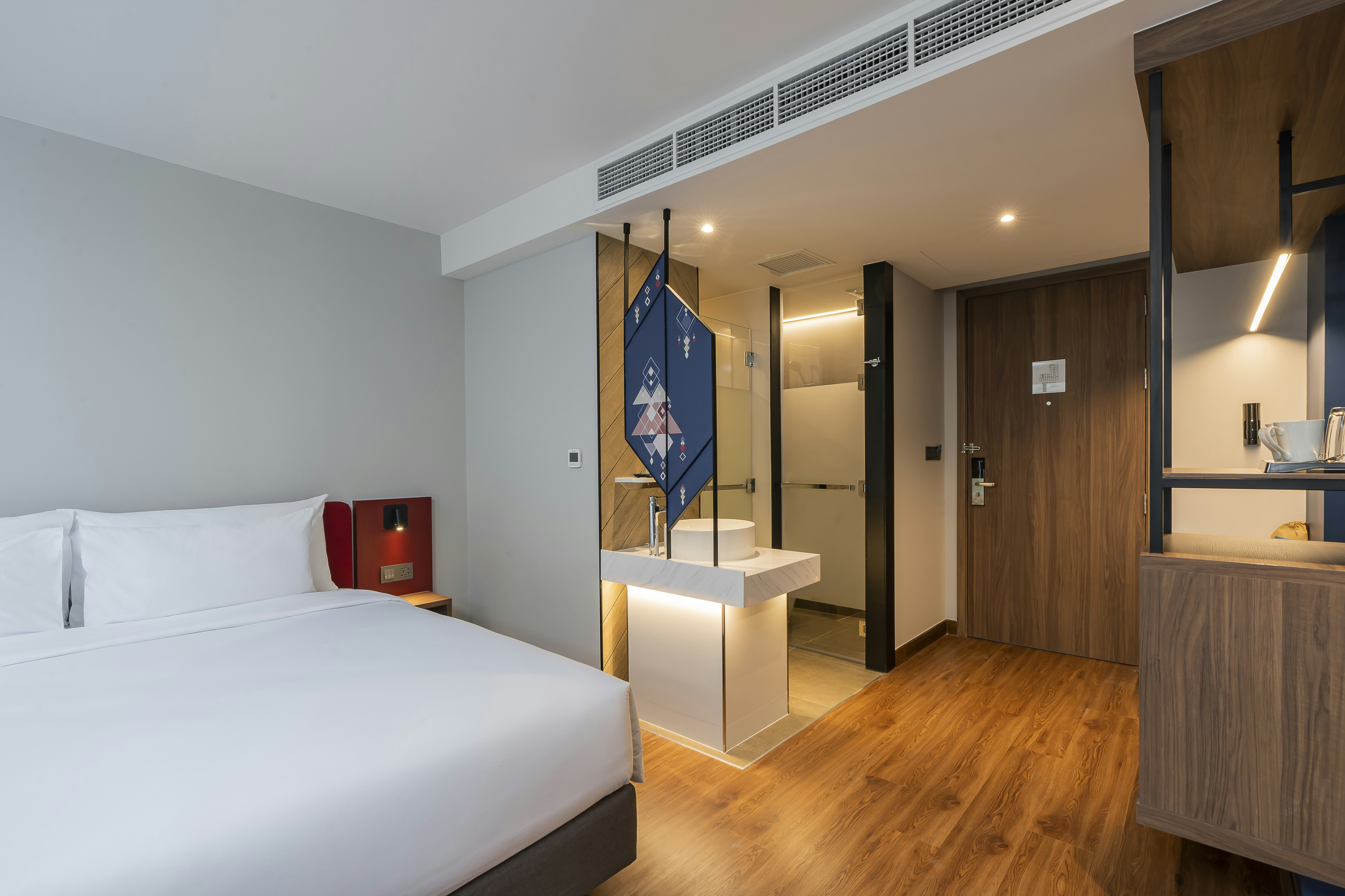 Centara Life Hotel Bangkok Phra Nakhon 21/67