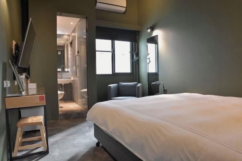 Hotel Si 8/30