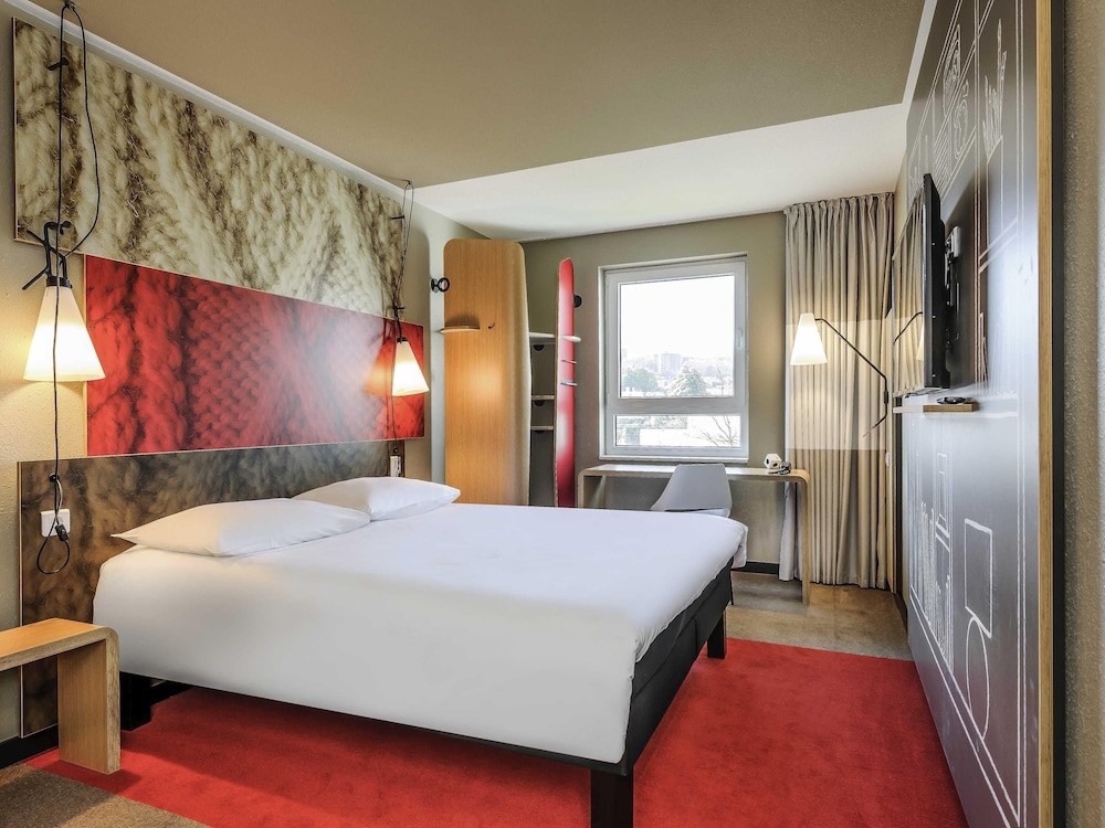Ibis London Stratford 10/47