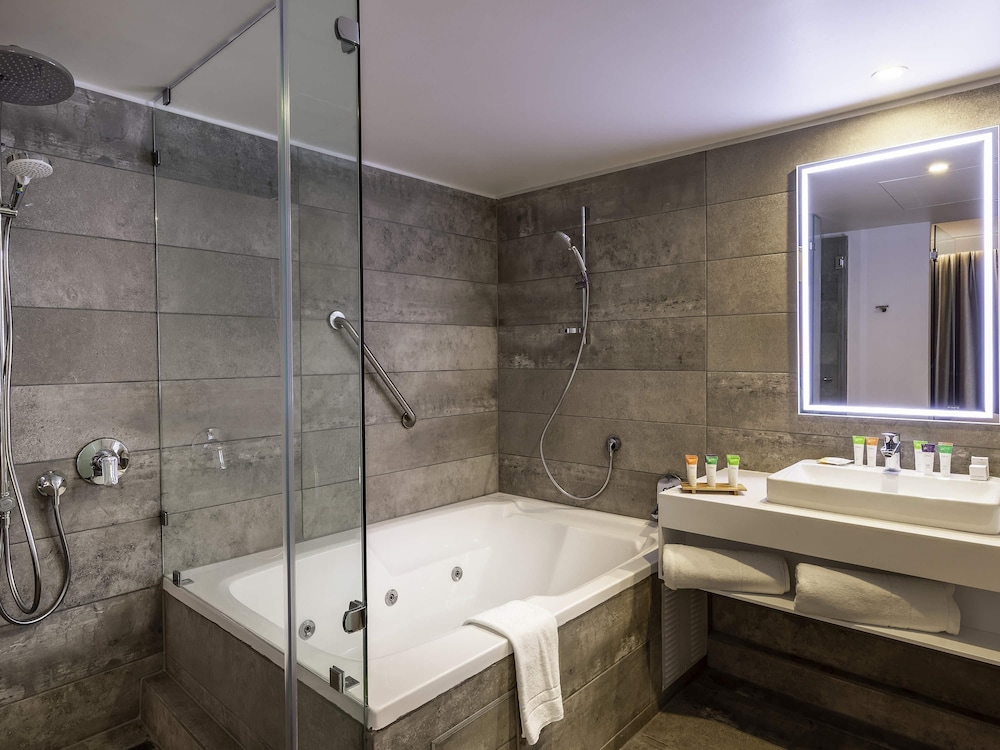 Novotel Santiago Providencia 50/50