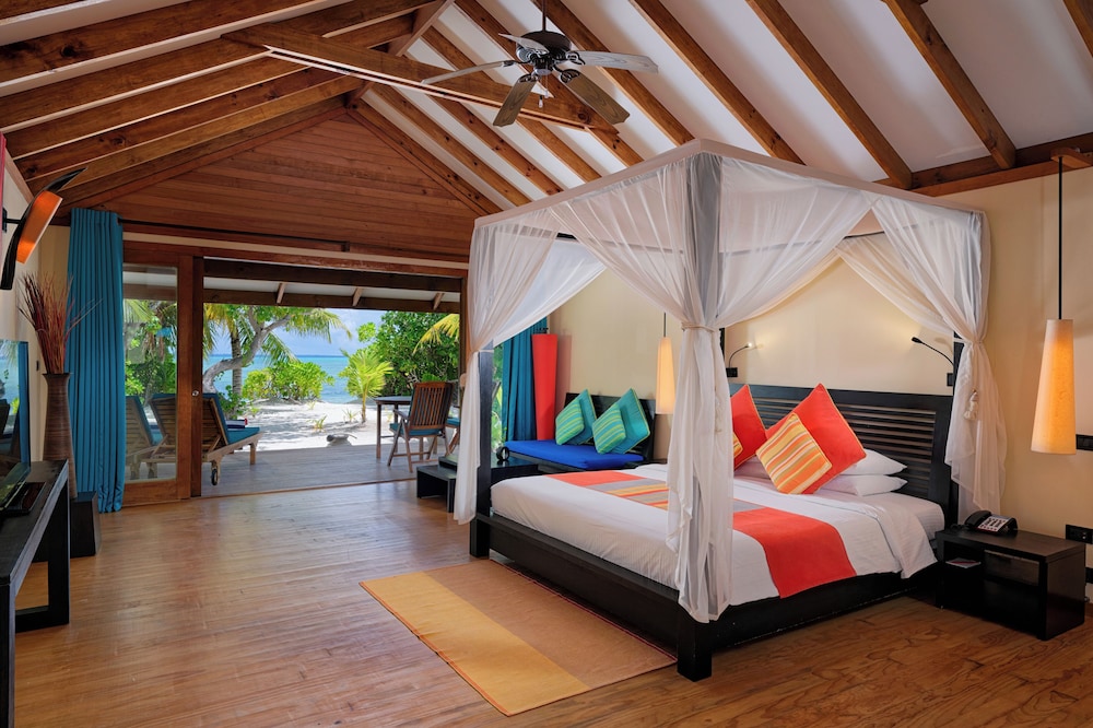 Beach Villa, Premium, King Bed, Jetted Tub