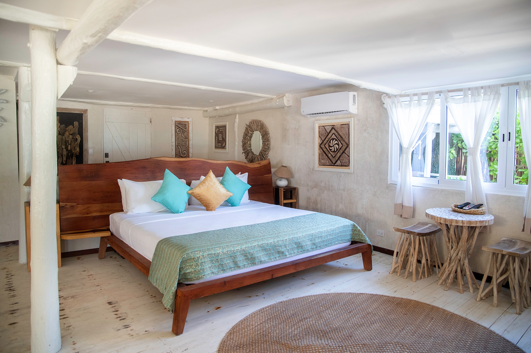 Honeymoon, Master, Suite