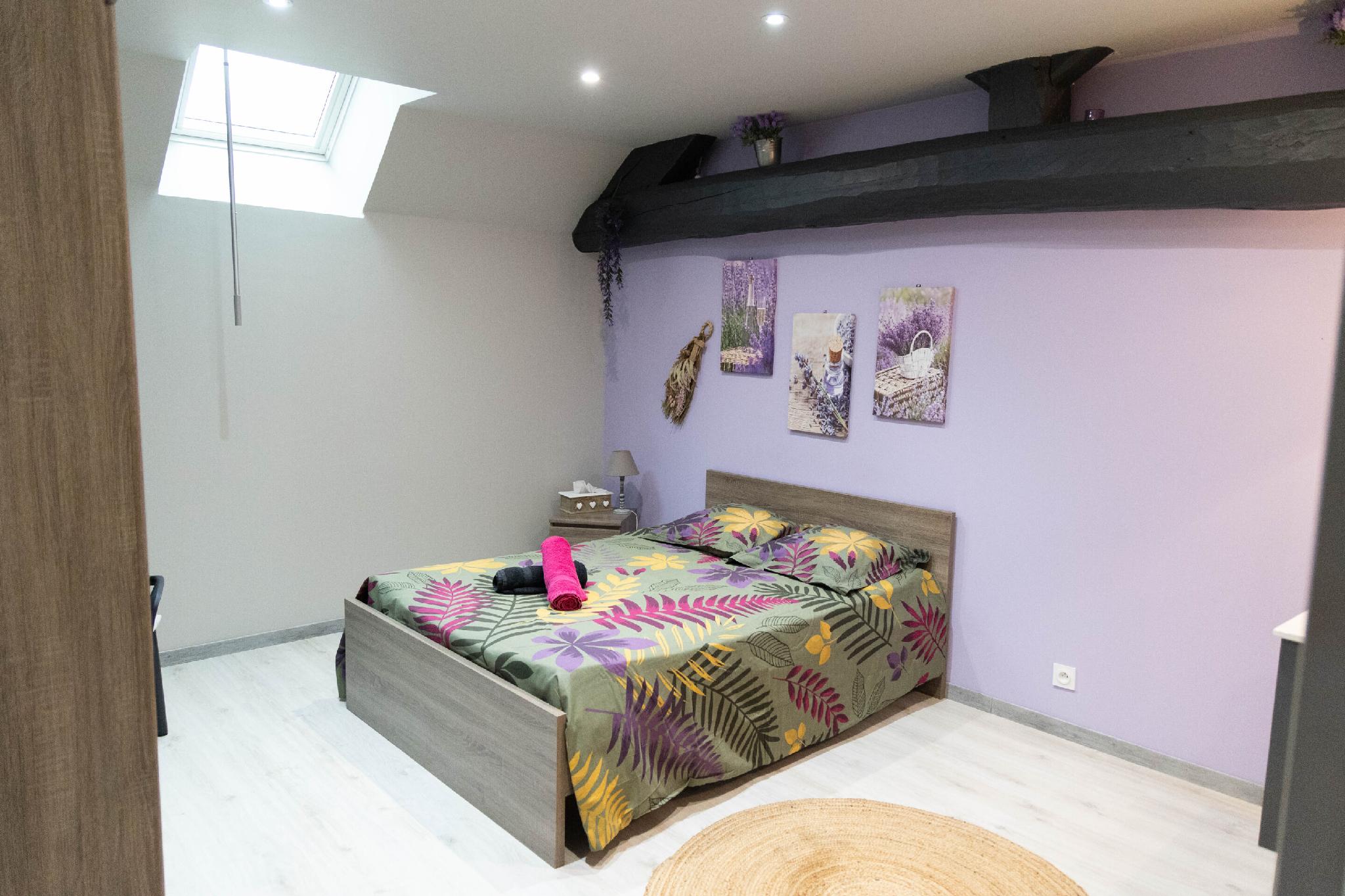 5 Rooms, Club, Double Bed, Side Sea View
