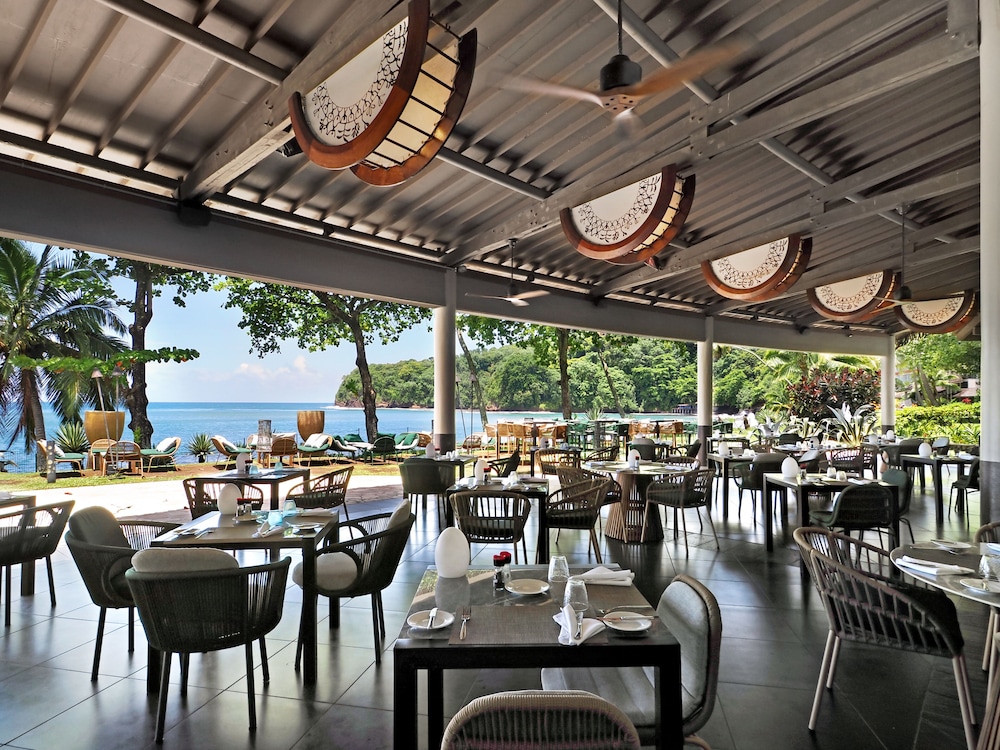 TAHITI PEARL BEACH RESORT FORMALLY KNOW AS RADISSON PLAZA RESORT TAHITI — 9