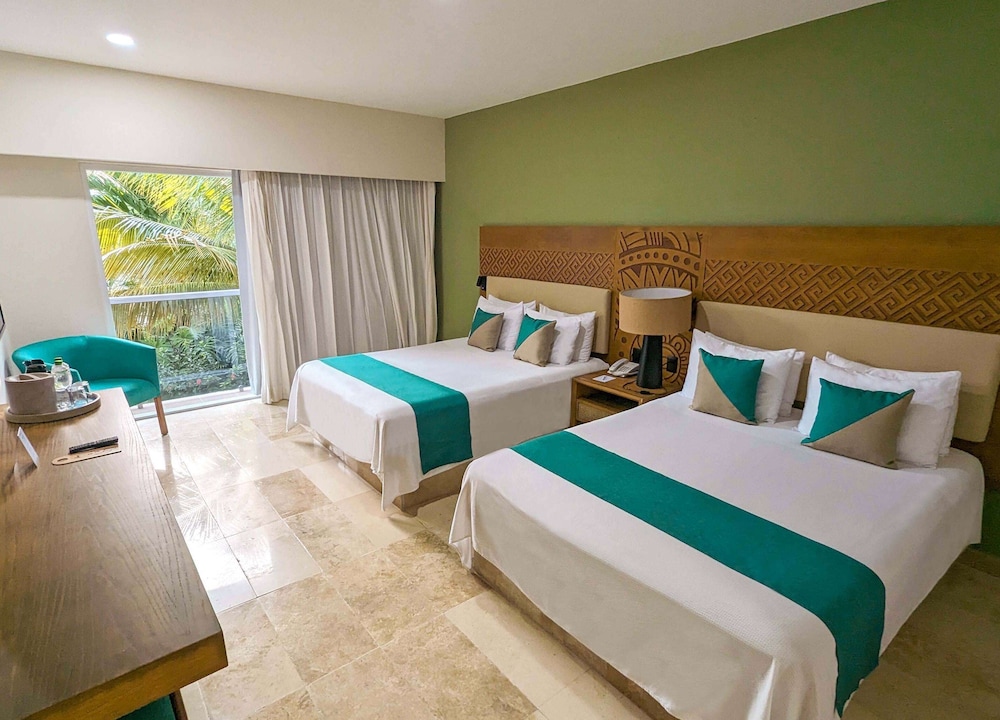 GARDEN, SUPERIOR, 2 QUEEN BEDS