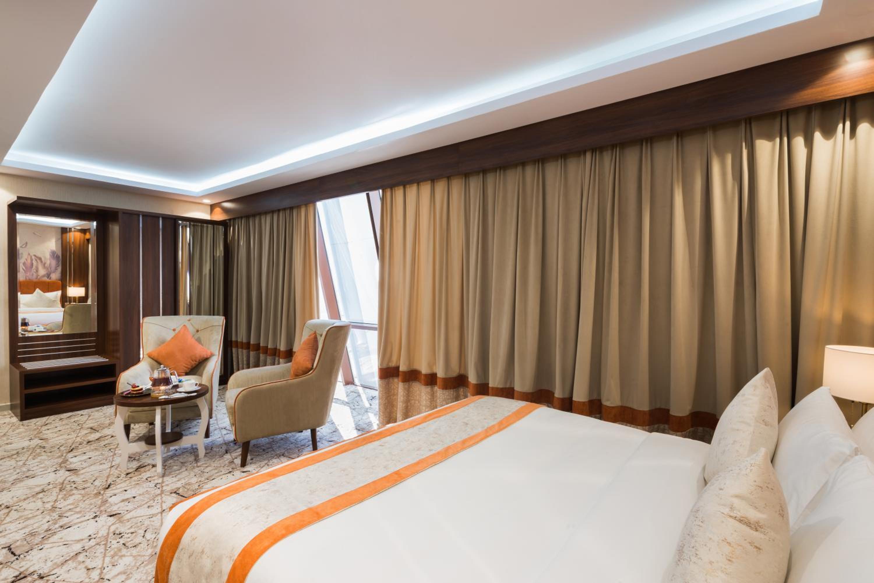 فندق توليب بلازا(Tulip Plaza Sakaka) 13/36