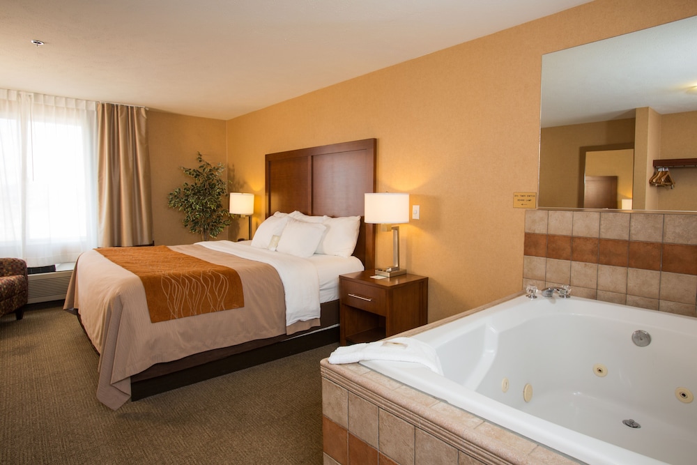 Comfort Inn & Suites Spokane Valley Central 39/40