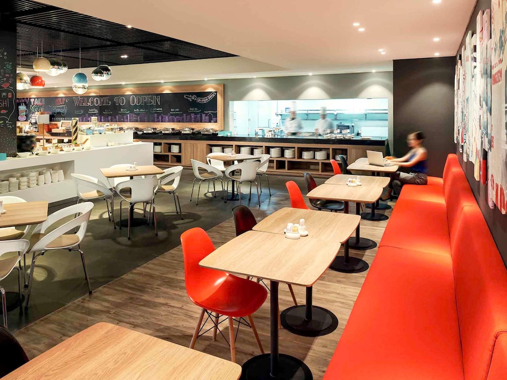 Ibis Saigon Airport 57/73
