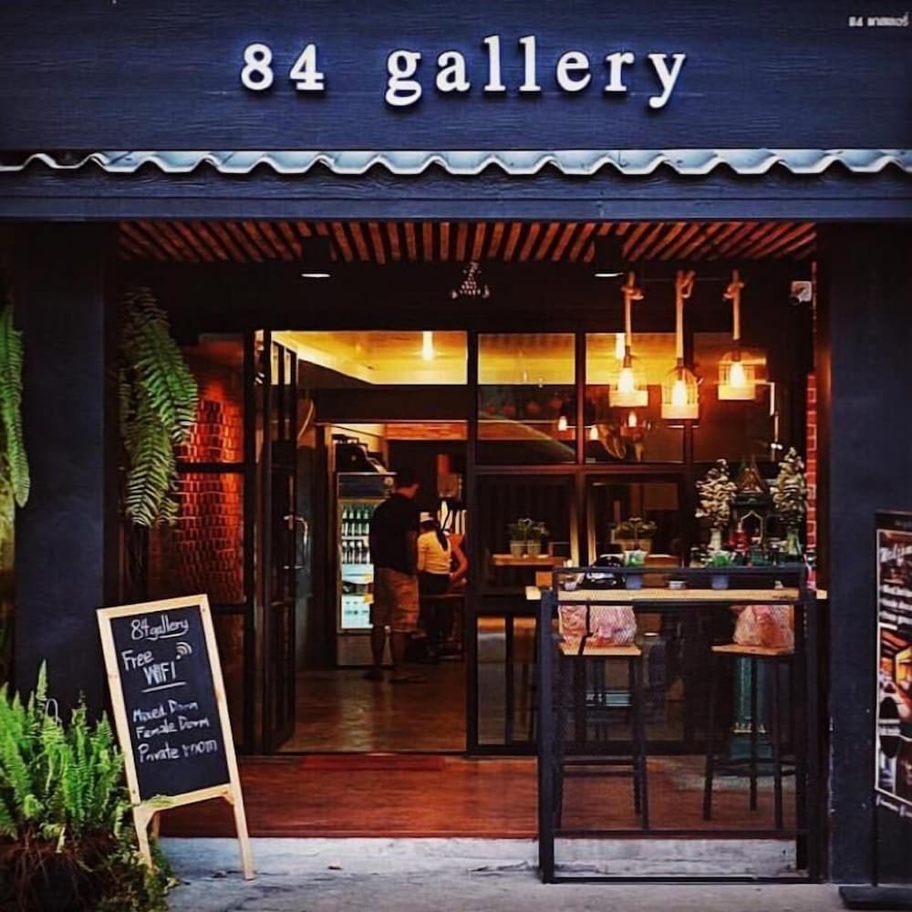 84 Gallery - Hostel 1/42