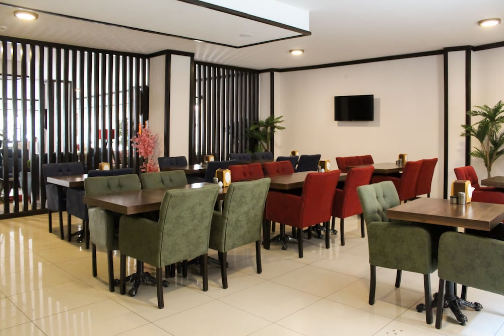 Suvari Boutique Hotel 39/47