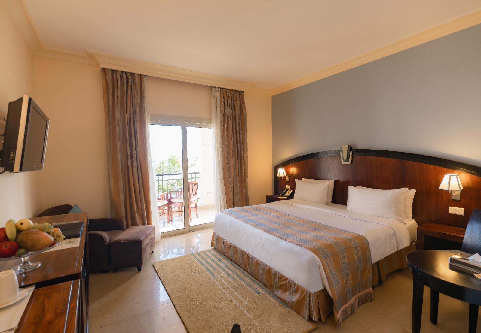 VILLA ROOM