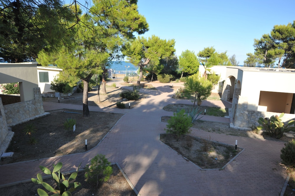 Villaggio Spiaggia Lunga 28/71
