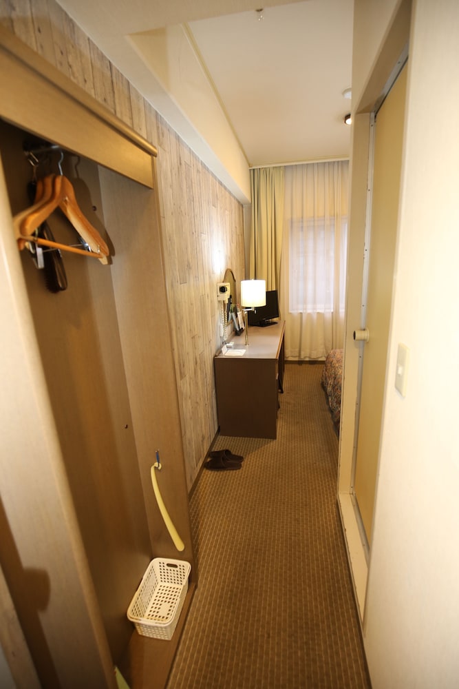Apoa Hotel 33/33