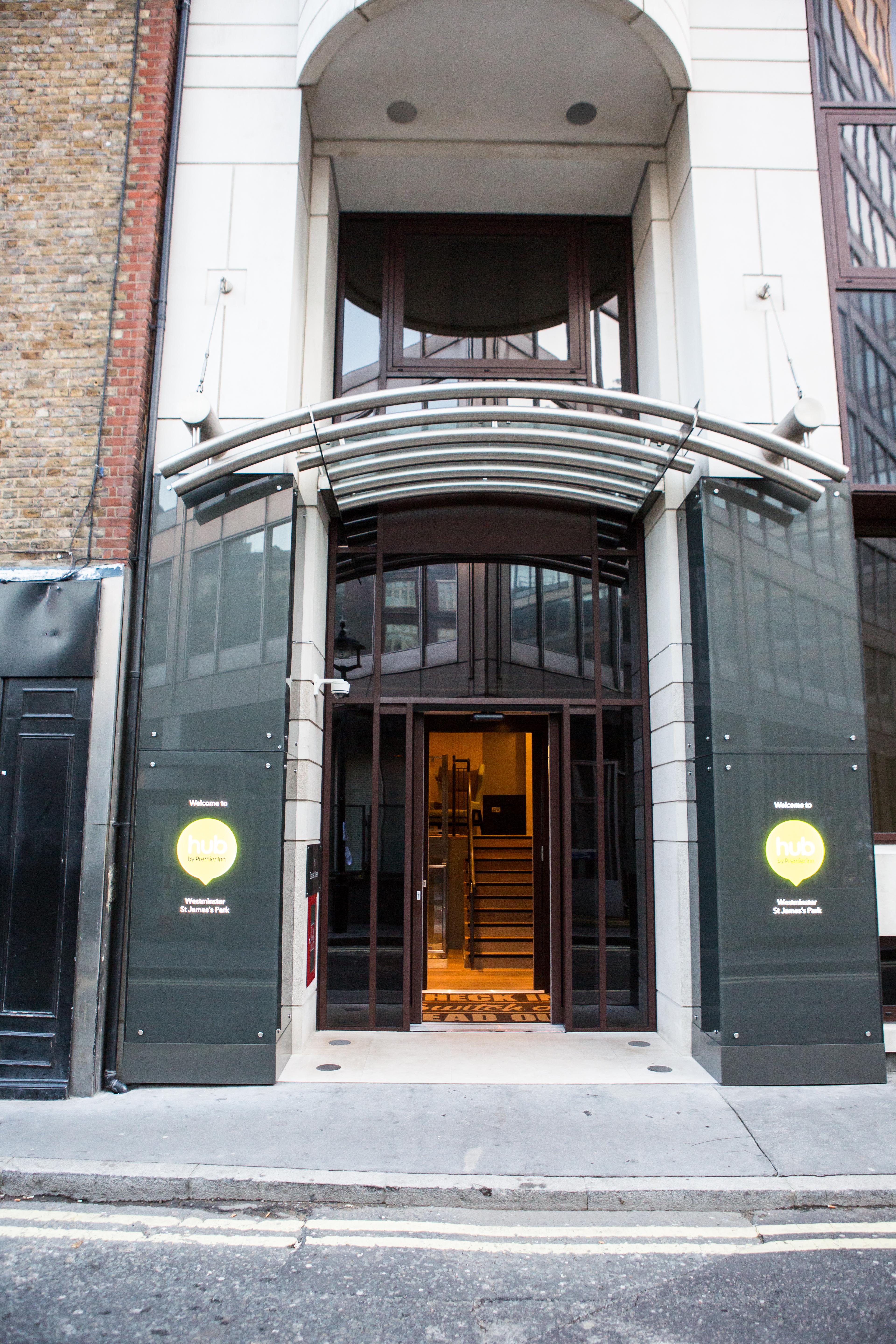 Hub by Premier Inn London Westminster, St James's Park in LONDON